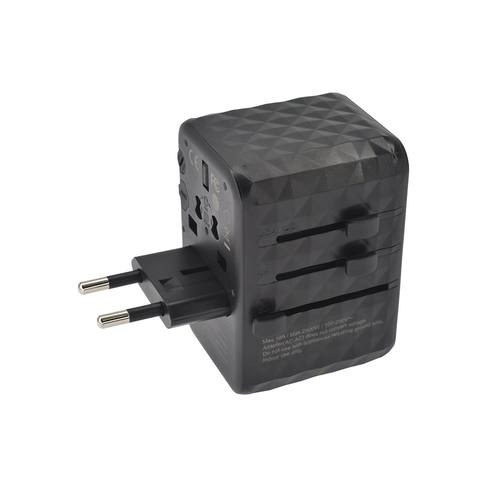 World travel adapter 65W GaN universal 3